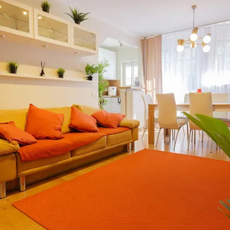 Golf Family Lux Center Plac Nowy Targ 18